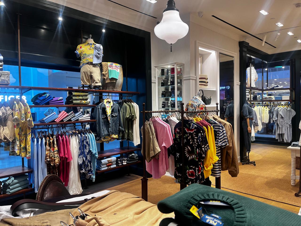 Polo Ralph Lauren Flagship, Mall of India Noida - Photo 13