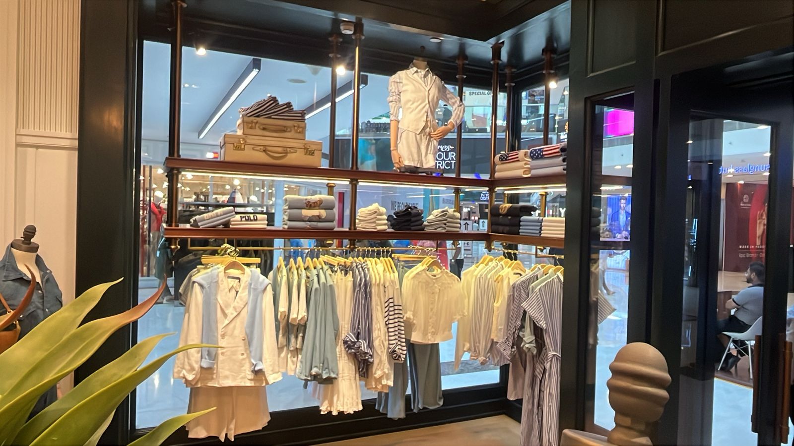 Polo Ralph Lauren Flagship, Mall of India Noida - Photo 17