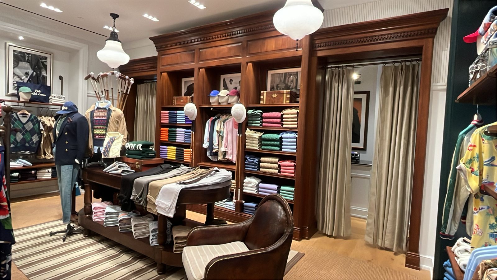 Polo Ralph Lauren Flagship, Mall of India Noida - Photo 21