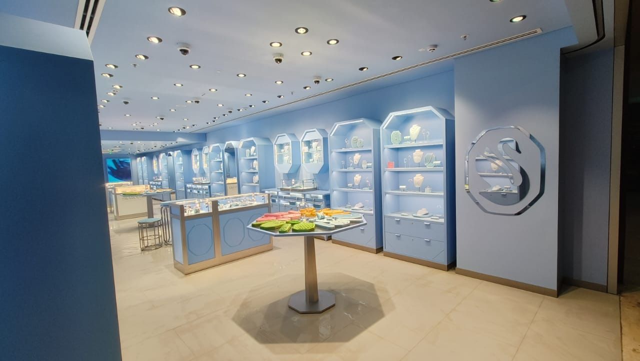 Swarovski Luxury Boutique - Photo 7